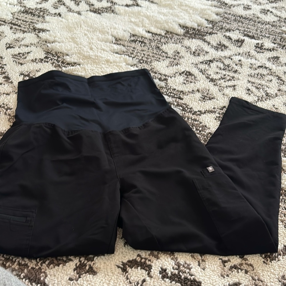Figs maternity scrub bottoms. Large.